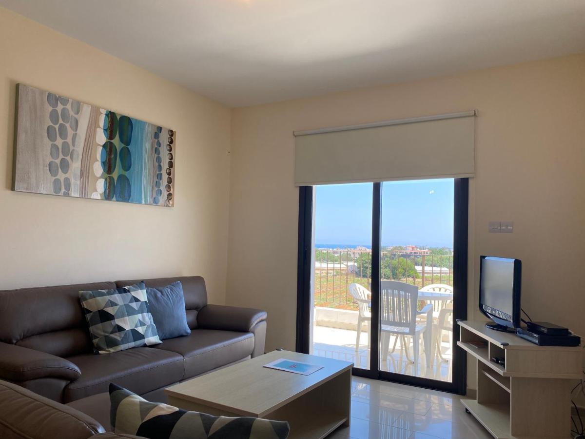 Kyklades Resort & Spa Paralimni Ngoại thất bức ảnh