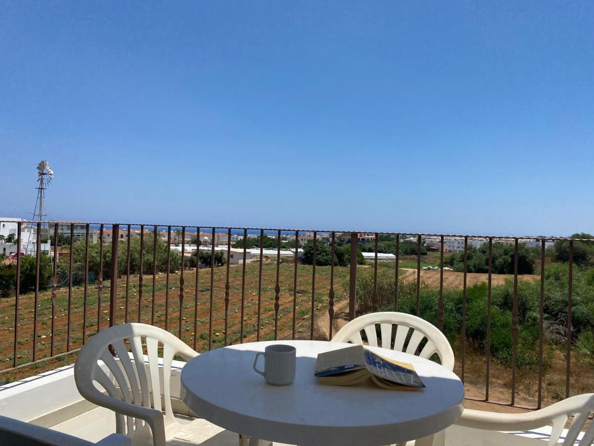 Kyklades Resort & Spa Paralimni Ngoại thất bức ảnh