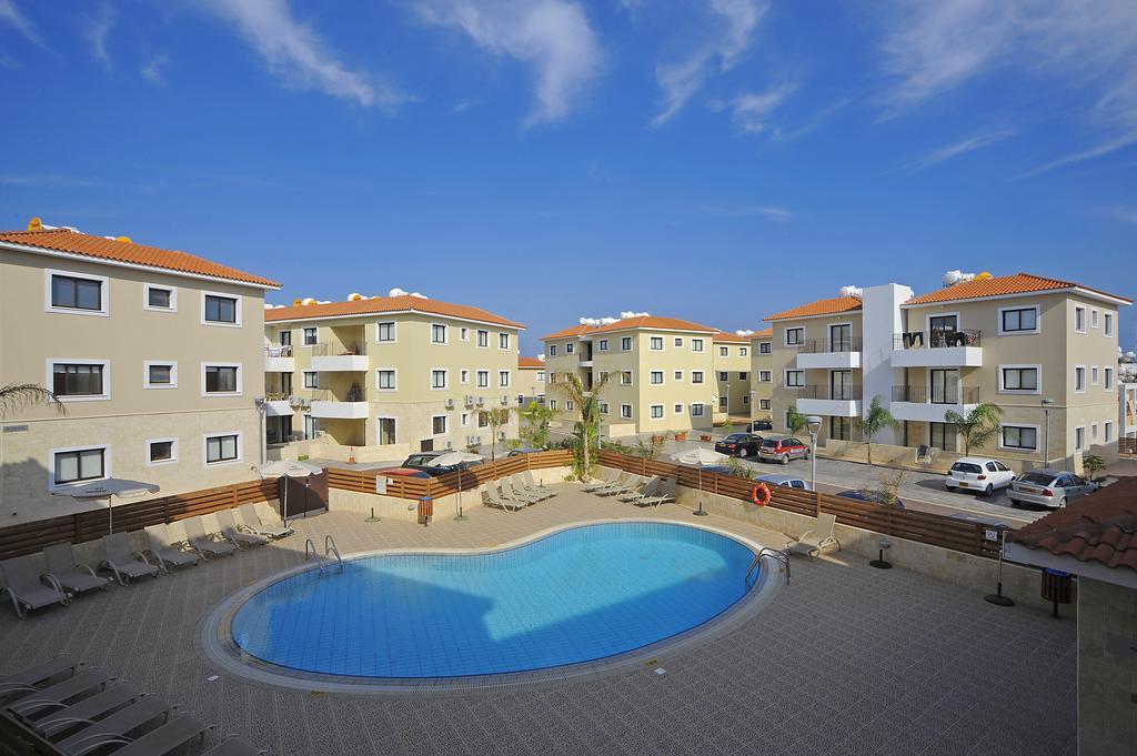 Kyklades Resort & Spa Paralimni Ngoại thất bức ảnh