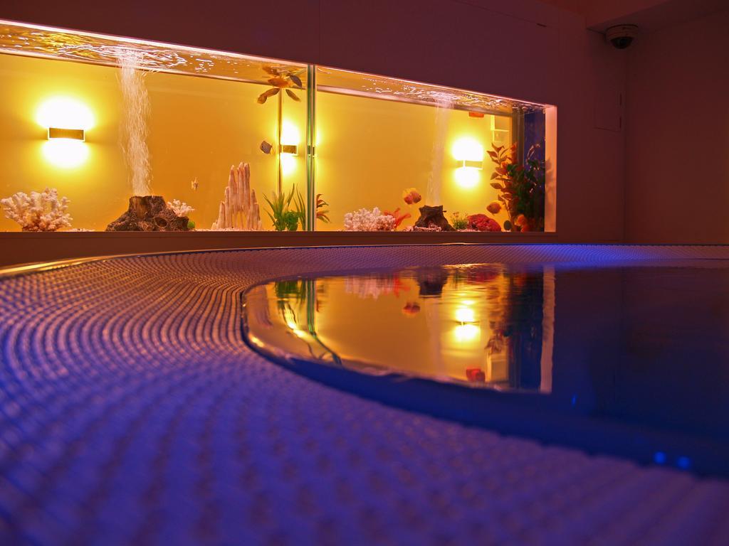 Kyklades Resort & Spa Paralimni Ngoại thất bức ảnh