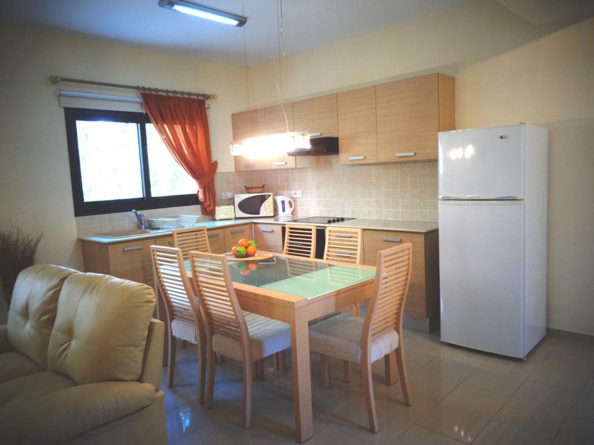 Kyklades Resort & Spa Paralimni Ngoại thất bức ảnh